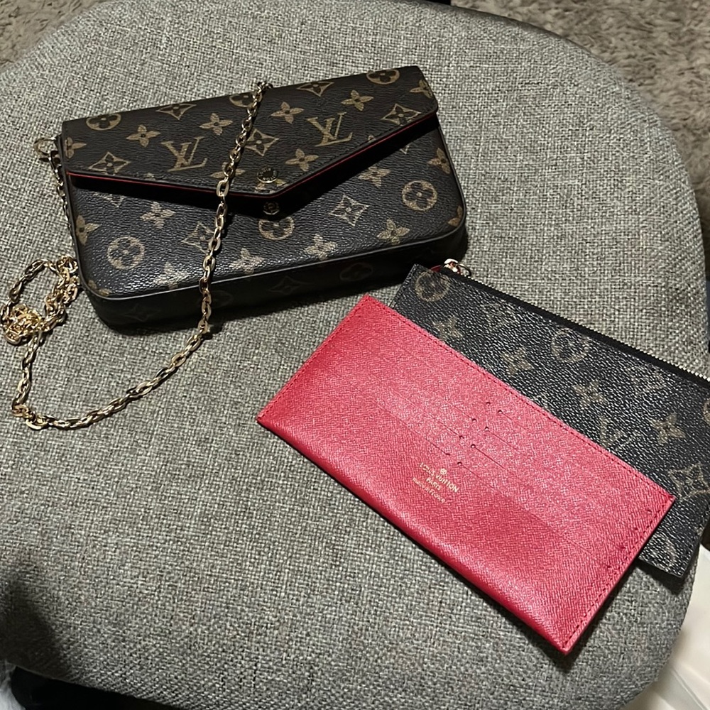 Beautiful LV purse, never used
